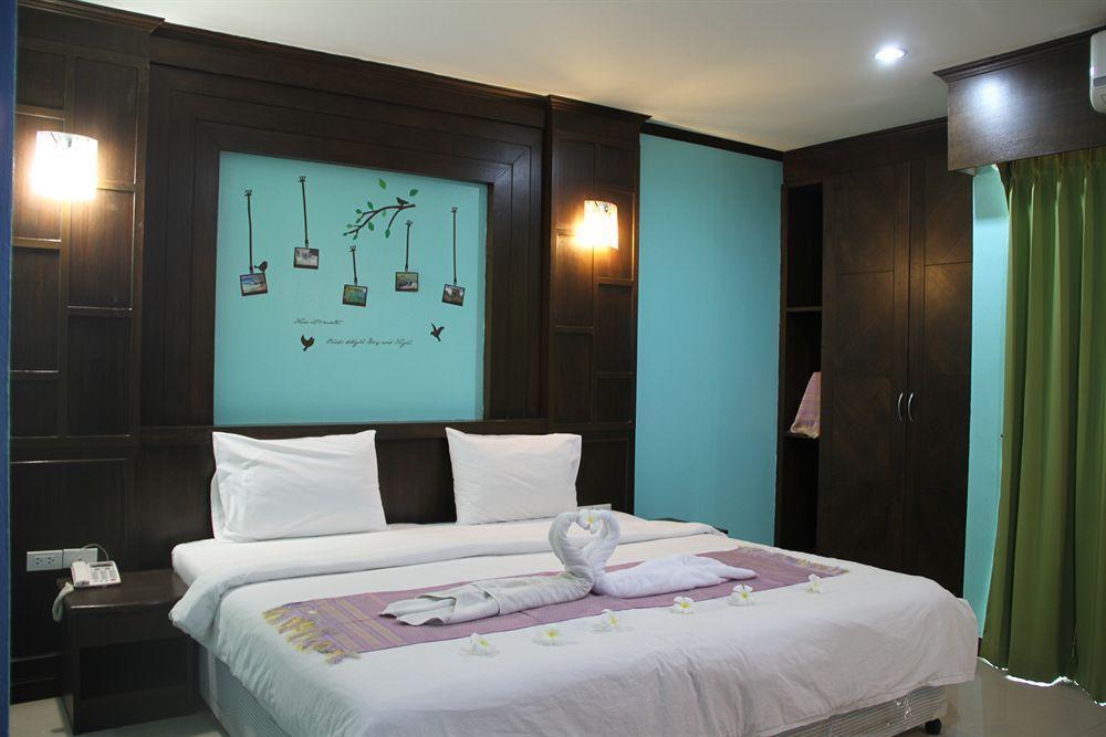 Yk Patong Resort Hotell Patong