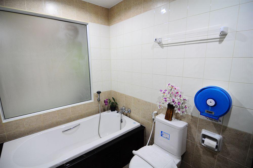 Yk Patong Resort Hotell Patong
