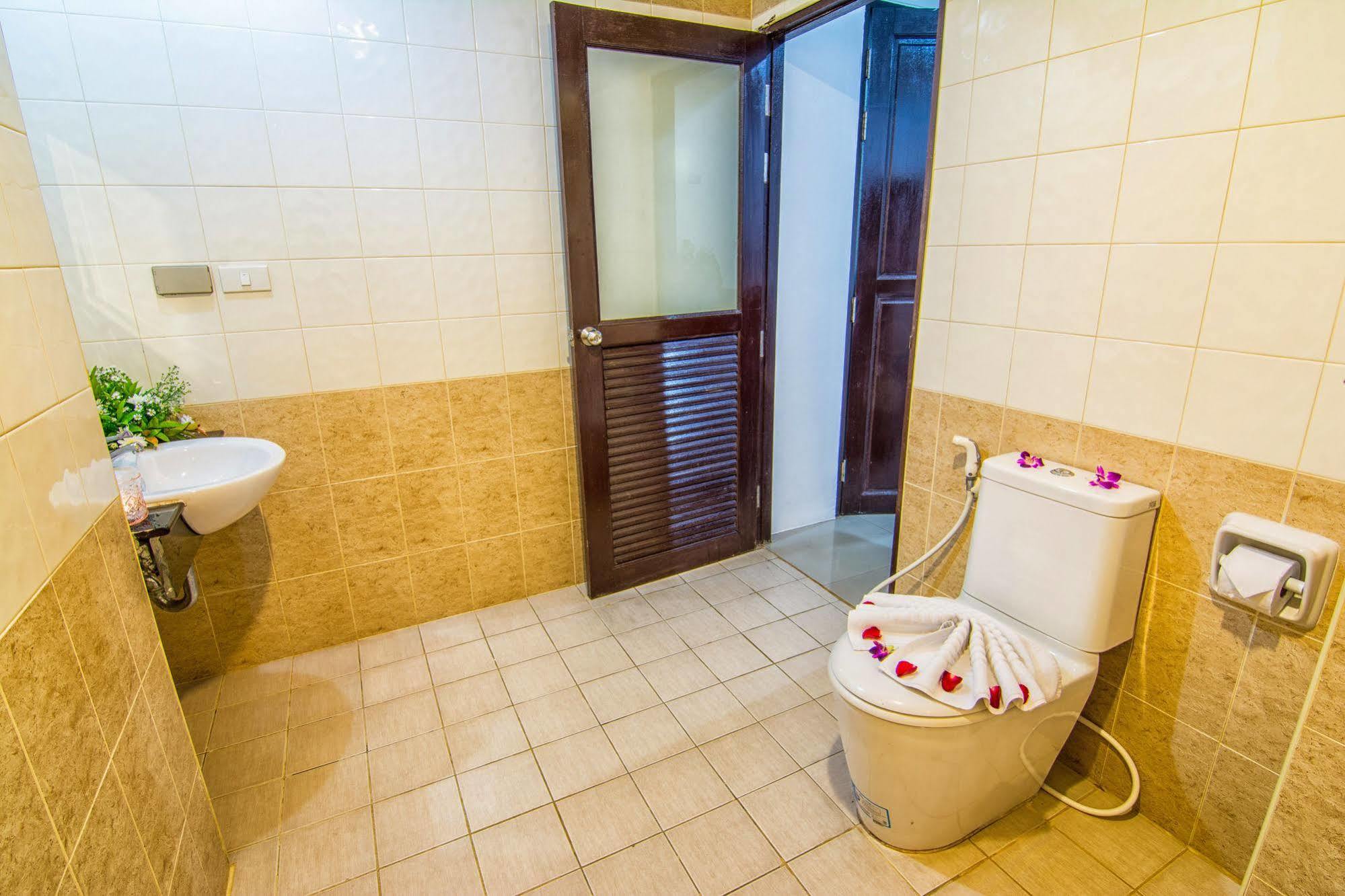 Hotell Yk Patong Resort 2*